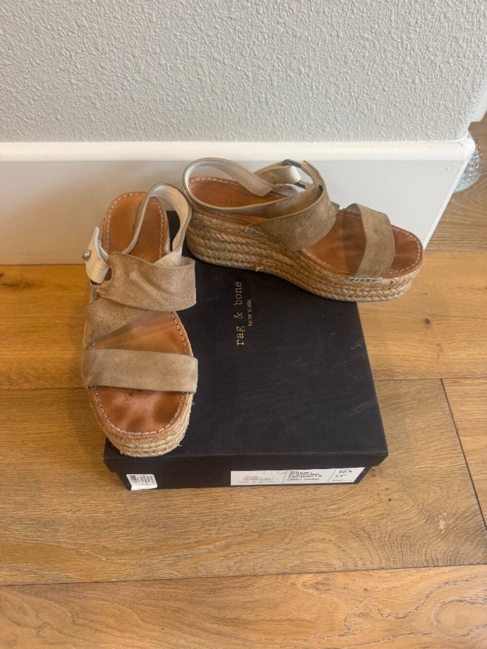 Rag and Bone August Platform Espadrille used 8.5, Tan & White